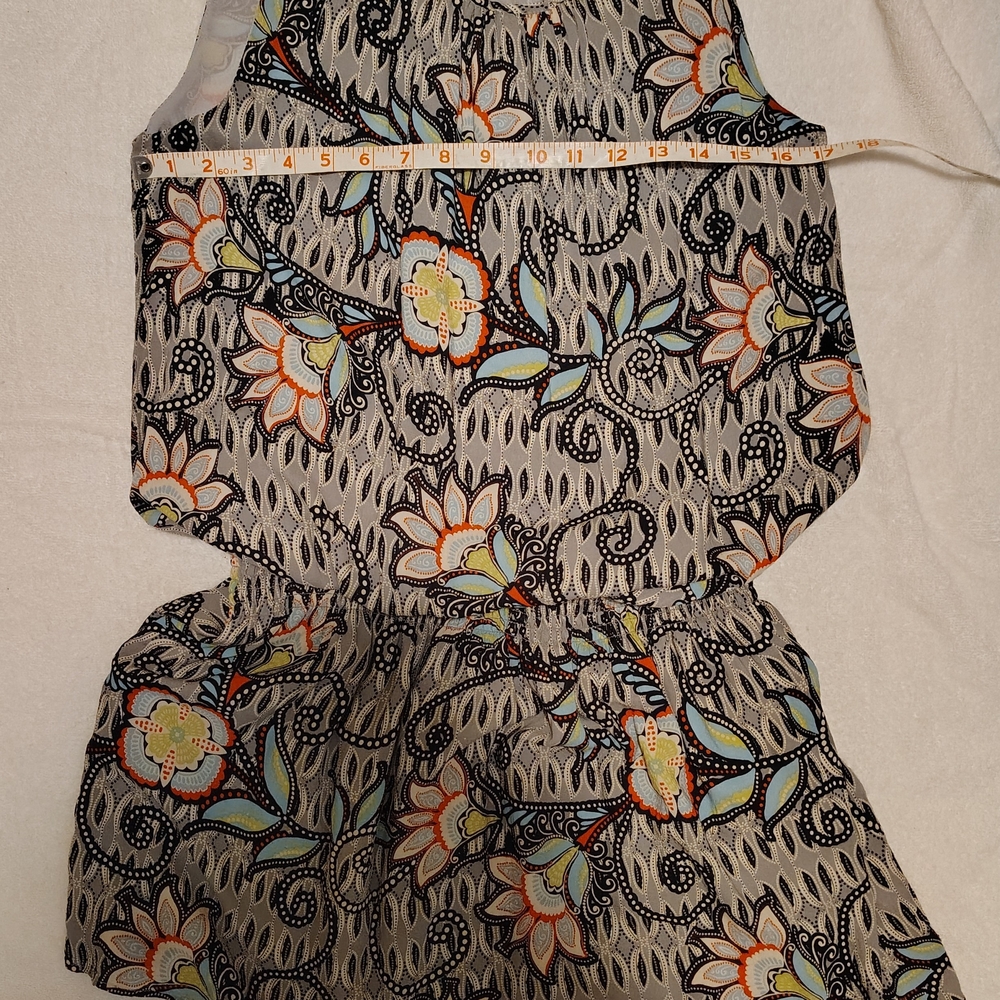 Chic Black and White Swim Coverup